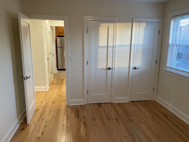 Building Photo - 1481 E Terrace Cir