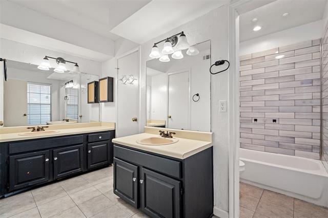 Building Photo - 812 Creekside Dr