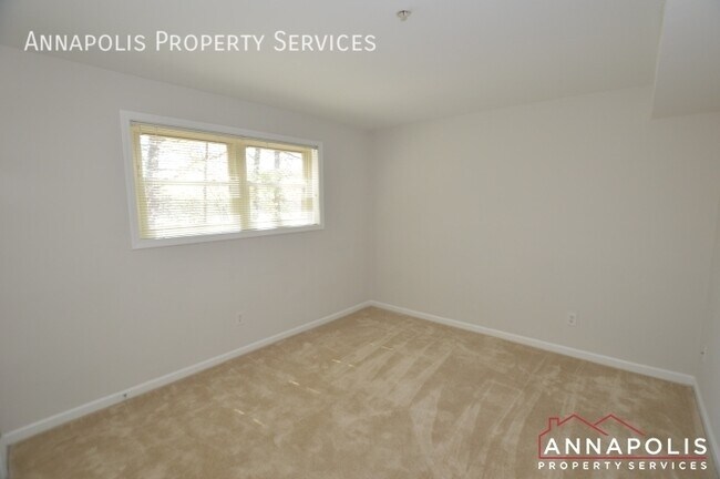 Building Photo - 1117 Primrose Ct