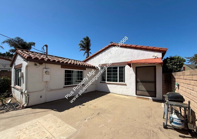 Building Photo - 161 Palm Ct Dr