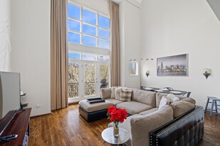 Building Photo - 1318 N Cleveland Ave