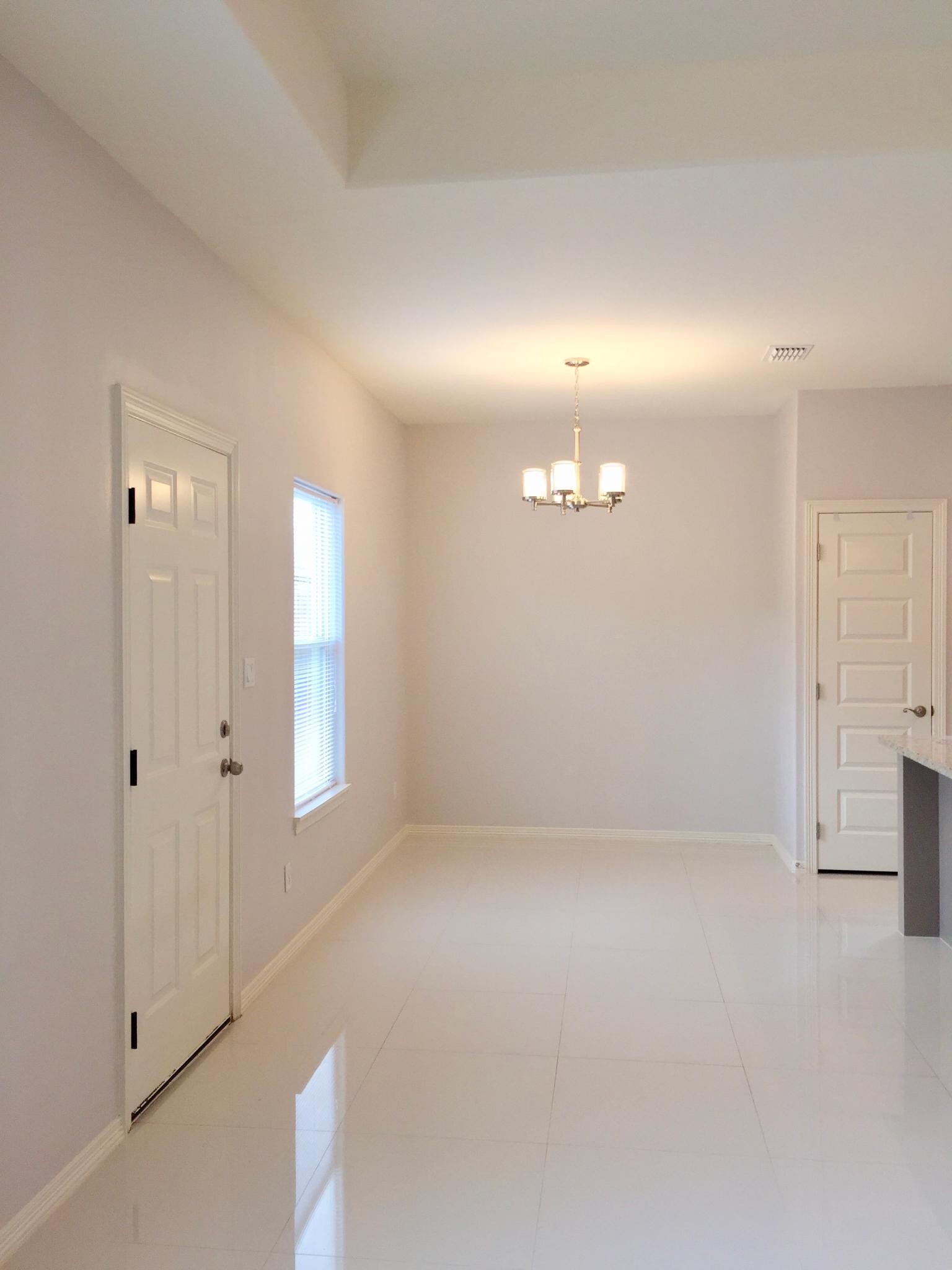 Building Photo - 2905 Javalina avenue