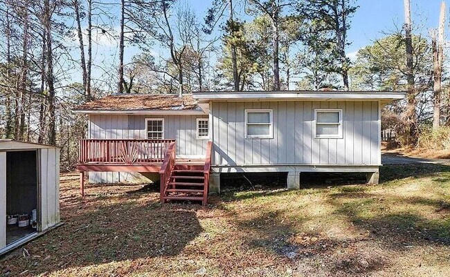 Building Photo - 4460 Marjorie Rd SW