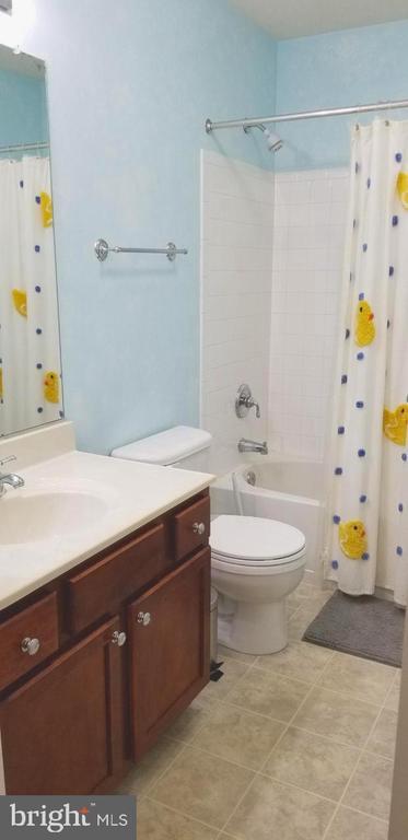 Building Photo - 323 Golden Eagle Way