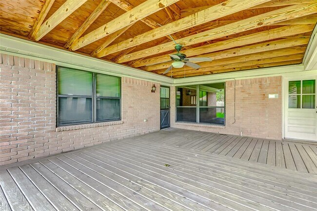 Building Photo - 1522 Mayweather Ln