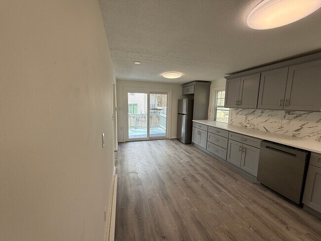 Building Photo - 1328 East St