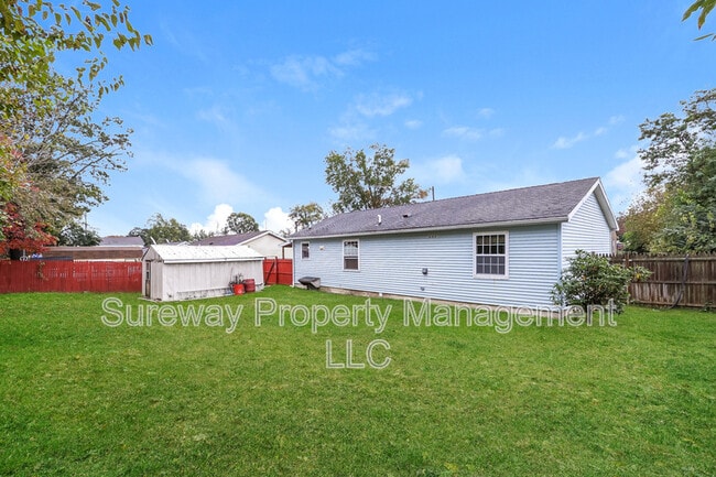 Building Photo - 408 Rosewood Ave