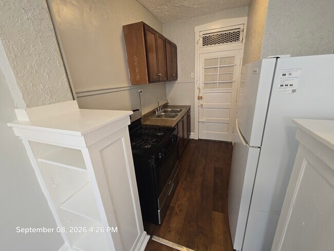Building Photo - 4747 N Monticello Ave