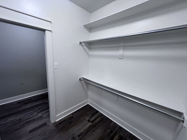 Building Photo - 206 Bridgewood Dr