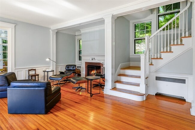 Building Photo - 25 Highbrook Ave