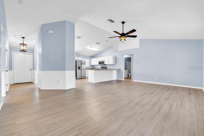Building Photo - 1708 Blue Lake Cir