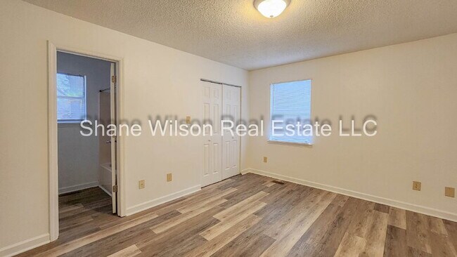 Building Photo - 3356 Steeple Cir NE