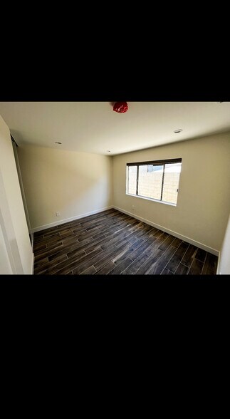 Building Photo - 1739 E Washington Blvd