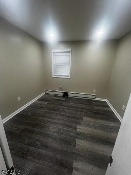 Building Photo - 208 Inslee Pl