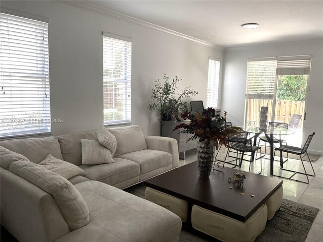 Building Photo - 10770 NW 74th St