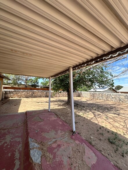 Building Photo - 2613 Schooner Dr