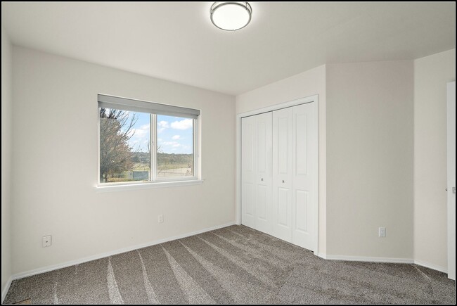 Building Photo - ADON5541