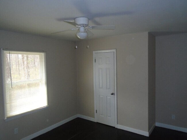 Building Photo - 4325 Pine Meadow Dr