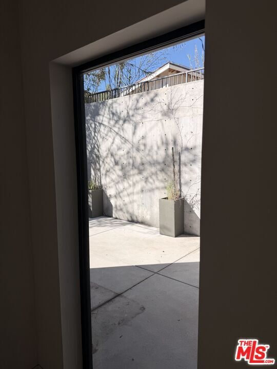 Building Photo - 4517 Cleland Ave