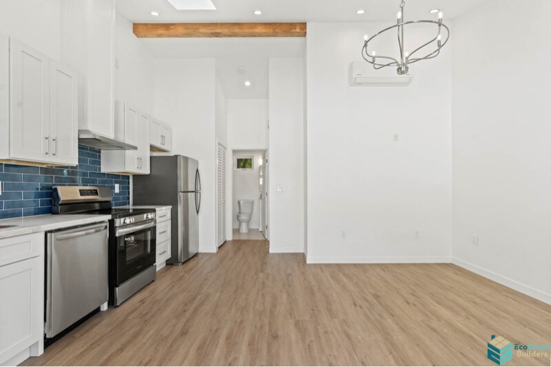 Building Photo - 223 E Cherry Ave