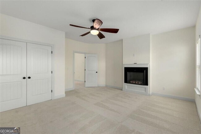 Building Photo - 5115 Rialto Way