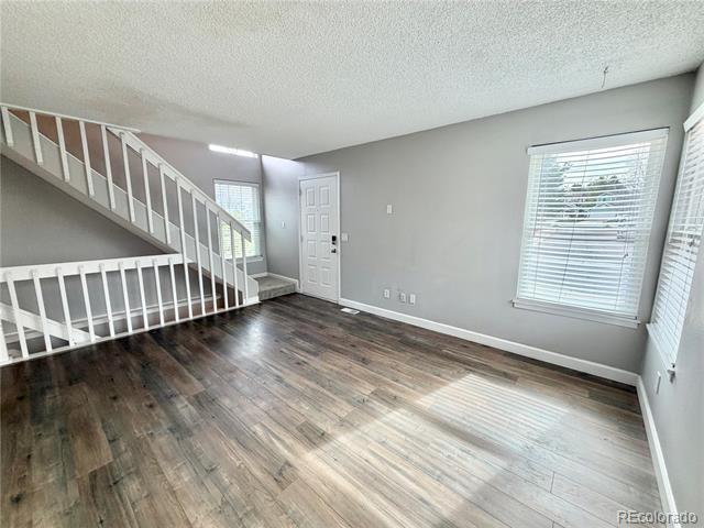 Building Photo - 652 Longfellow Ln