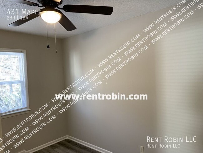 Building Photo - 431 Maple-