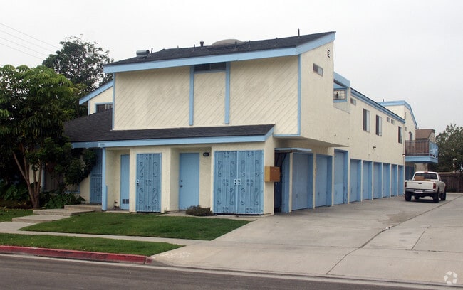 Building Photo - 2501 FLORIDA St