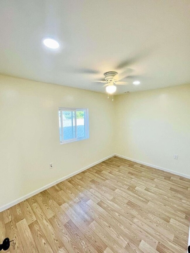 Building Photo - 2621 Edwin St