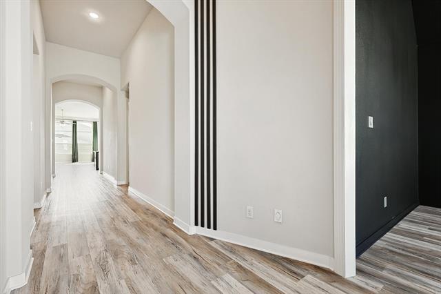 Building Photo - 1613 Chickadee Dr