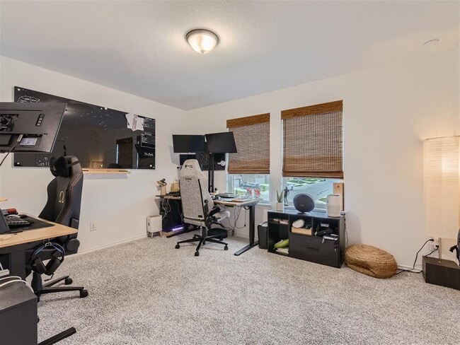 Building Photo - 6521 Carriage Pines Dr