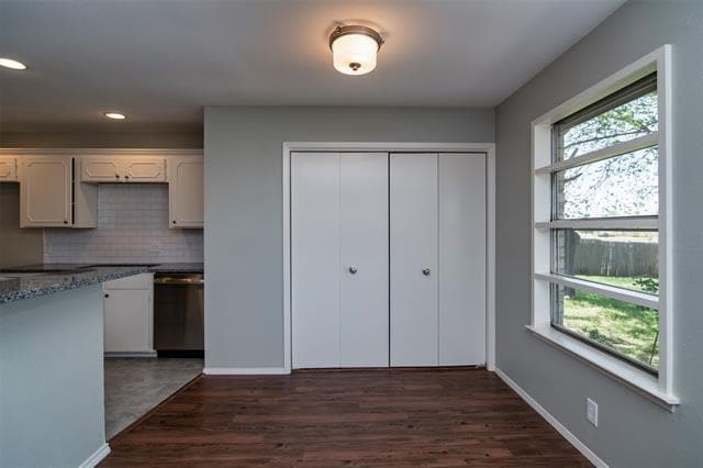 Building Photo - 7616 Parkwood Ln