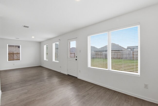 Building Photo - 6323 Geyser Starish Dr