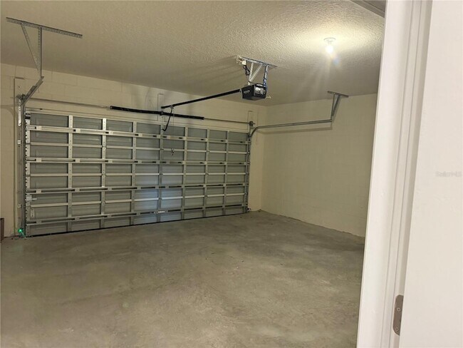 Building Photo - 1043 Morfontaine St