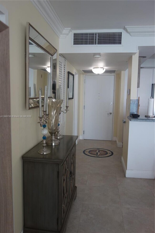 Building Photo - 5701 Collins Ave