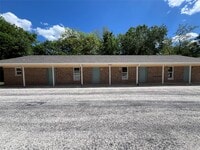 Building Photo - 1231 Sycamore Ave