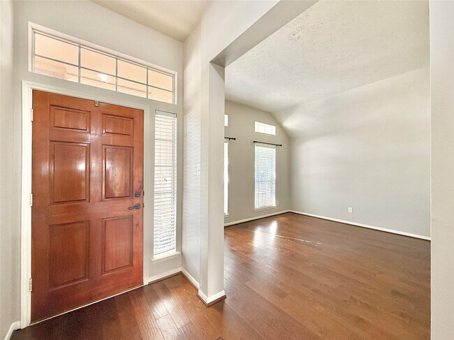 Building Photo - 1803 Moston Dr