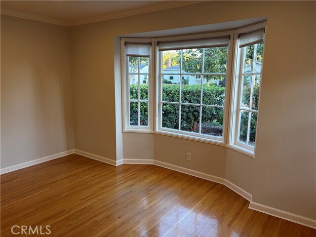 Building Photo - 851 Graynold Ave