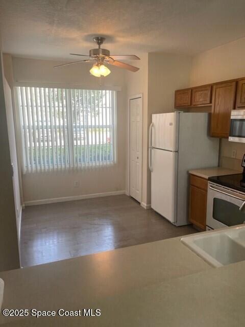 Building Photo - 2990 S Fiske Blvd