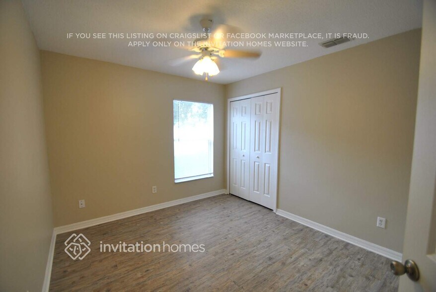 Building Photo - 1372 Sierra Cir