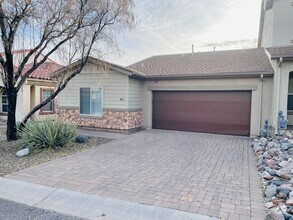 Building Photo - Clarkdale Townhome