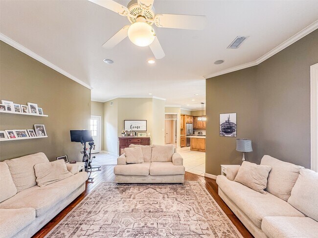 Building Photo - 38 E Thymewood Pl