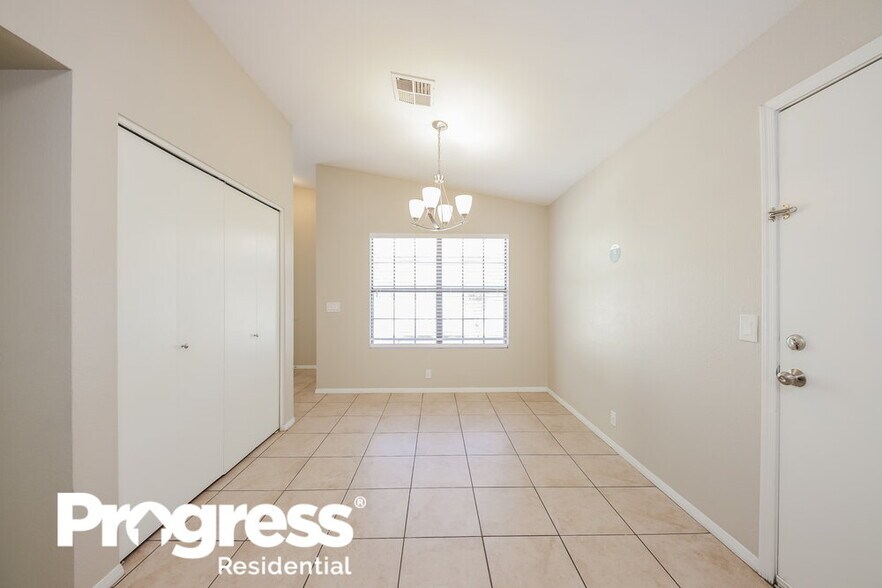 Building Photo - 3814 W Marconi Ave