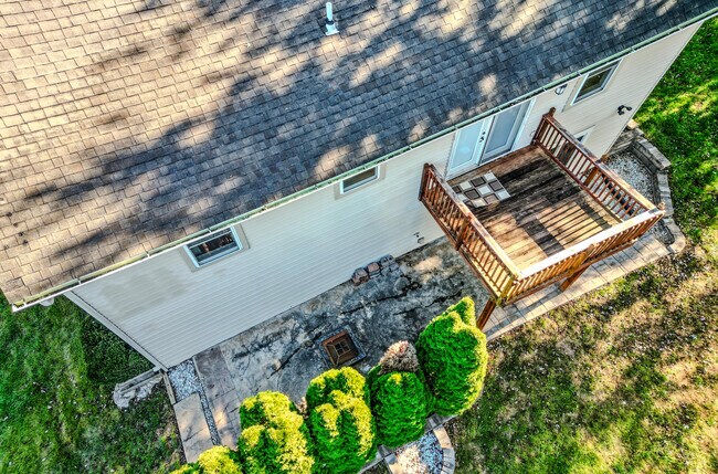 Building Photo - 4320 W Brookview Ct