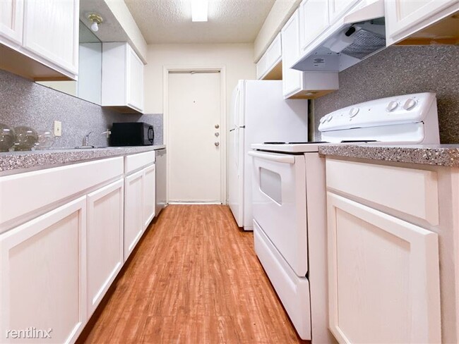 Building Photo - 109 Hughson Ct