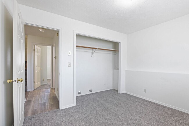 Building Photo - 2286 Stace St