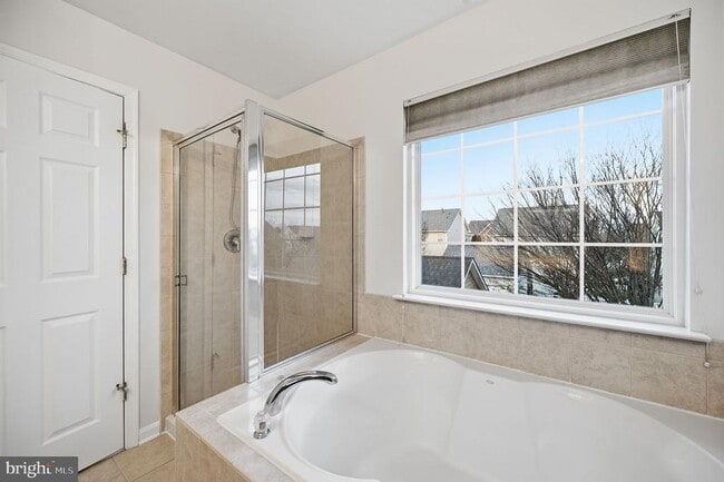 Building Photo - 198 Union Ridge Dr