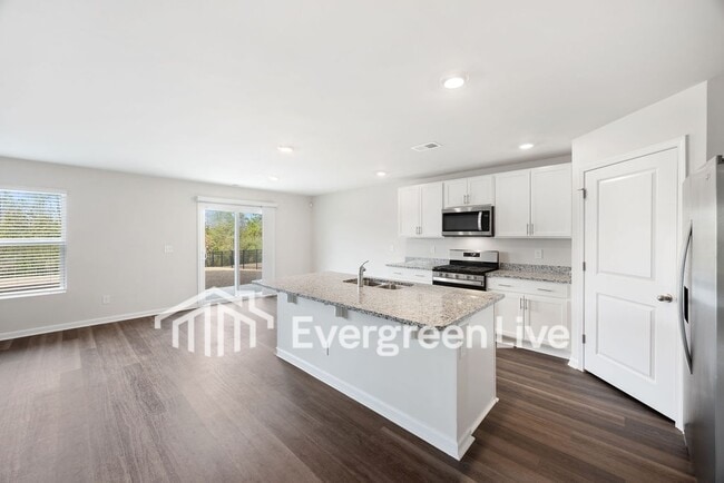 Building Photo - Coming Soon!