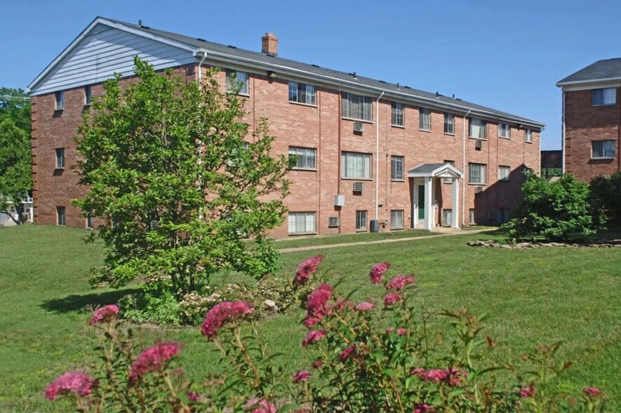 Primary Photo - Sage Terrace Apartments