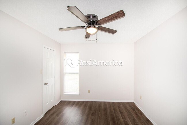 Building Photo - Fully Renovated 3BR/2B home in Olive Branch